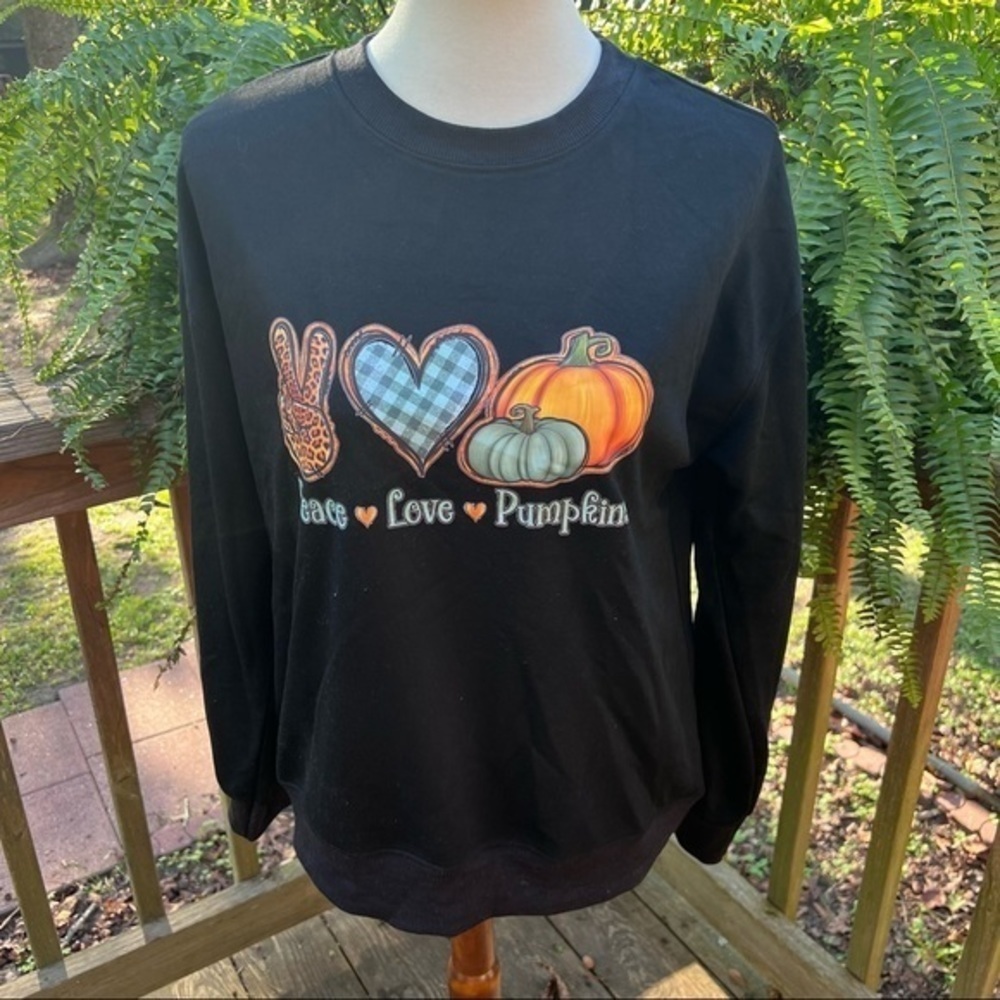 Peace love pumpkin graphic print sweatshirt - Picture 12 of 12